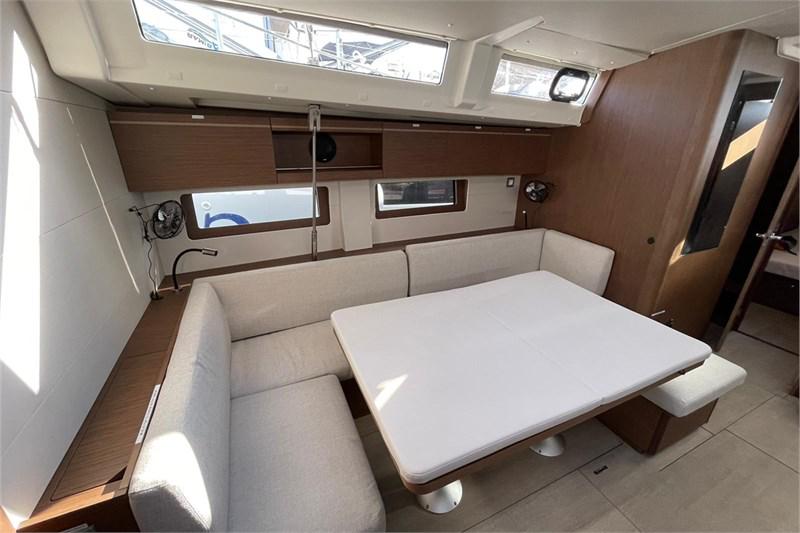 Book yachts online - False - Oceanis 51.1 (5Cab) - Alboran Mary-Anne (Gran Canaria) - rent