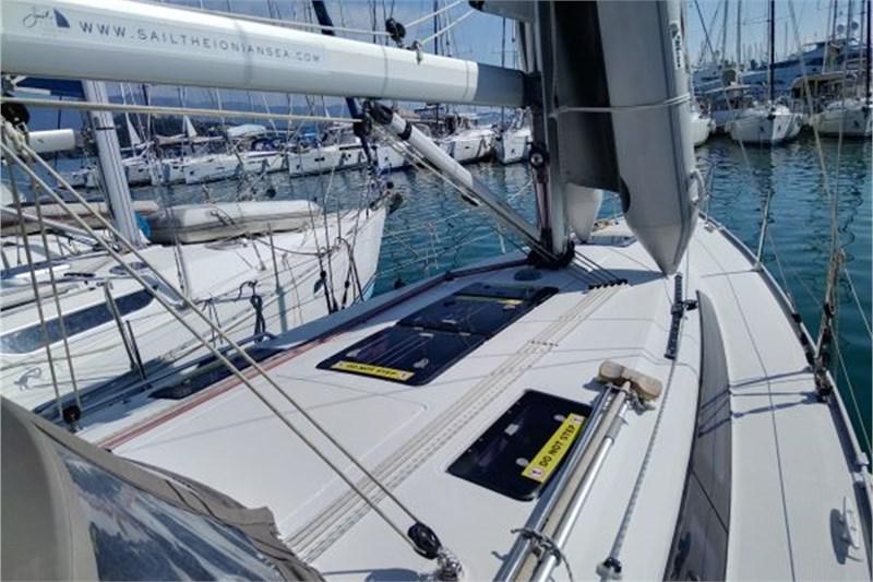 Book yachts online - False - Bavaria Cruiser 37 (3Cab) - Sea Hope - rent