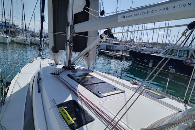 Book yachts online - False - Bavaria Cruiser 37 (3Cab) - Sea Hope - rent