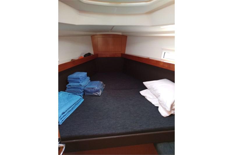 Book yachts online - False - Bavaria Cruiser 37 (3Cab) - Sea Hope - rent