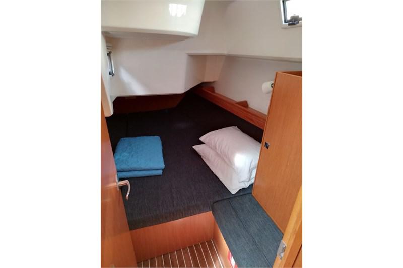 Book yachts online - False - Bavaria Cruiser 37 (3Cab) - Sea Hope - rent