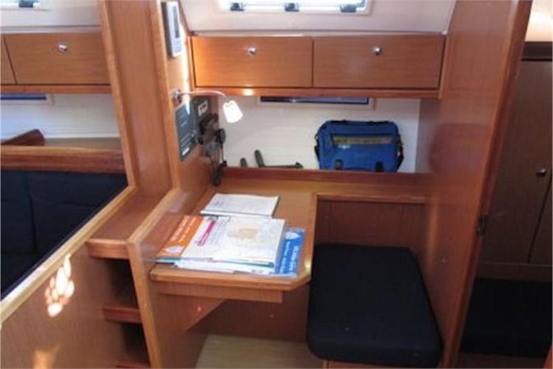 Book yachts online - False - Bavaria Cruiser 40 (3Cab) - Meike - rent