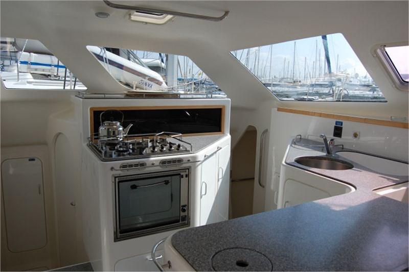 Book yachts online - False - Voyage 440 (4Cab) - Alboran Ron Punch (Mallorca/La Lonja) - rent