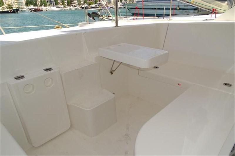 Book yachts online - False - Leopard 44 (4Cab) - La Luna (Radazul) - rent