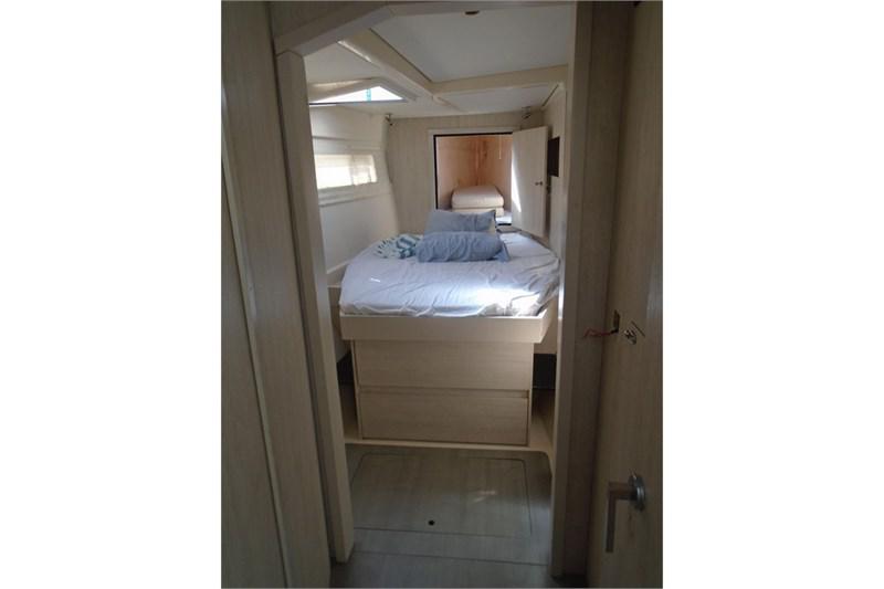 Book yachts online - False - Leopard 48 (4+1Cab) - Seas the Day - rent