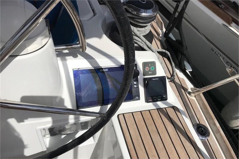 Book yachts online - False - Sun Odyssey 519 (5Cab) - Alboran Cognac (Radazul) - rent