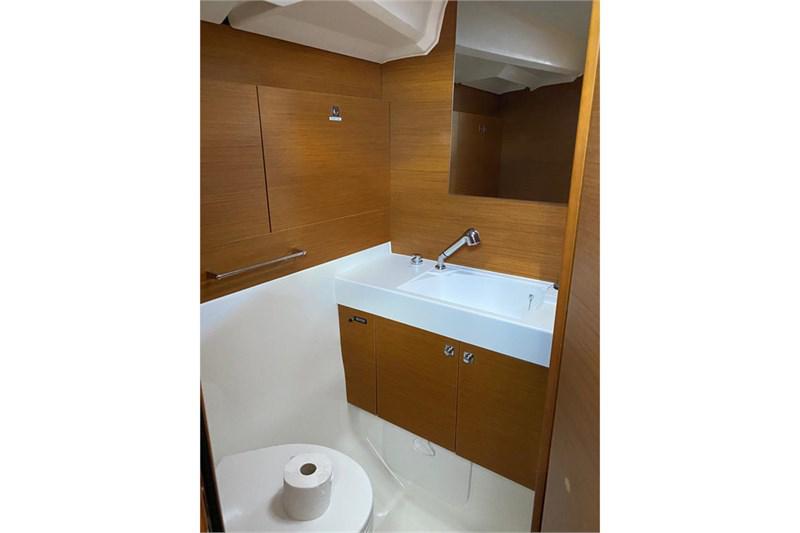 Book yachts online - False - Sun Odyssey 519 (5Cab) - Alboran Pacharán (Radazul) - rent