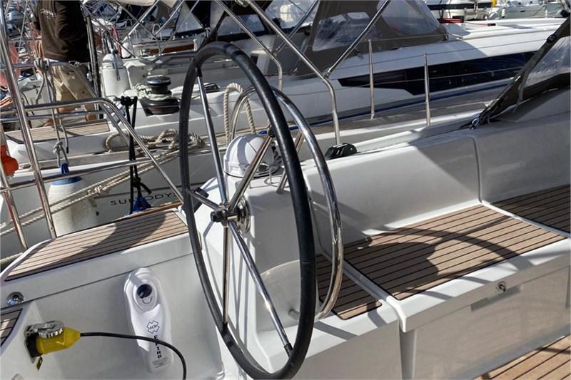 Book yachts online - False - Sun Odyssey 519 (5Cab) - Alboran Pacharán (Mallorca/La Lonja) - rent