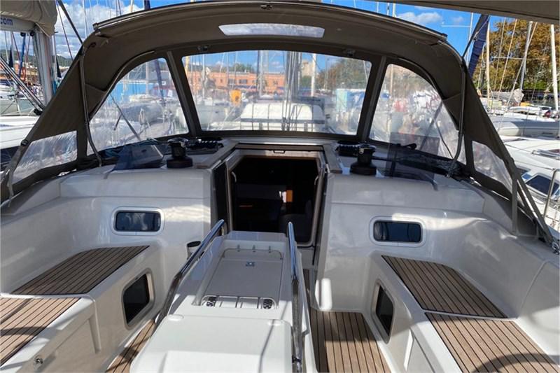 Book yachts online - False - Sun Odyssey 519 (5Cab) - Alboran Pacharán (Mallorca/La Lonja) - rent