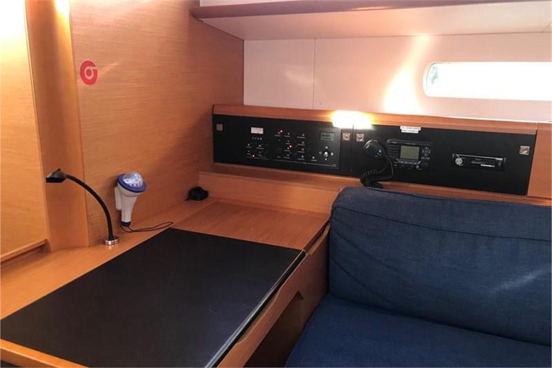 Book yachts online - False - Sun Odyssey 519 (5Cab) - Alboran Bourbon (Mallorca/La Lonja) - rent
