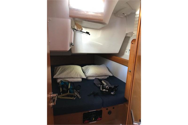 Book yachts online - False - Sun Odyssey 519 (5Cab) - Alboran Bourbon (Las Galletas/Marina del Sur) - rent