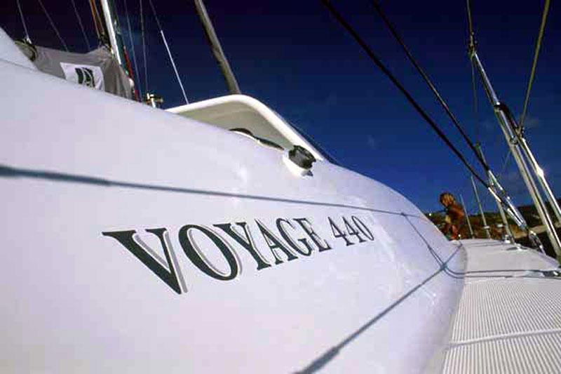 Book yachts online - False - Voyage 440 (4Cab) -  Alboran Mahanga (Radazul) - rent