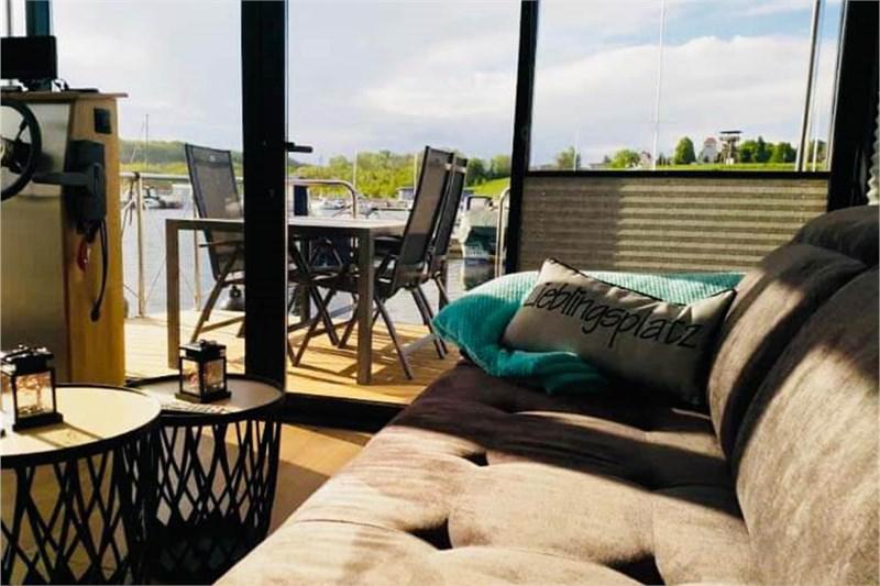 Book yachts online - False - Campi 400 - bella donna II - rent