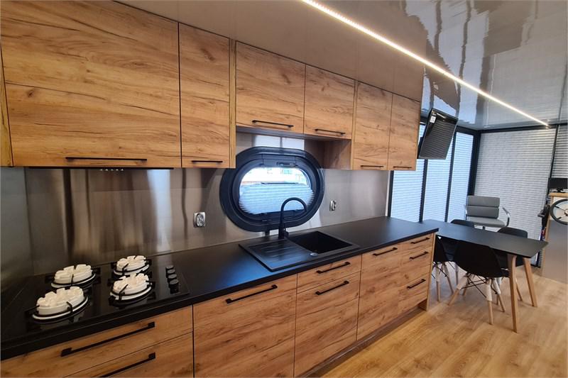 Book yachts online - False - Campi 400 - bella donna II - rent