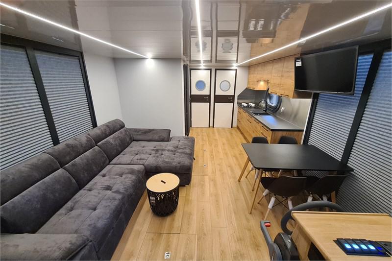 Book yachts online - False - Campi 400 - bella donna II - rent