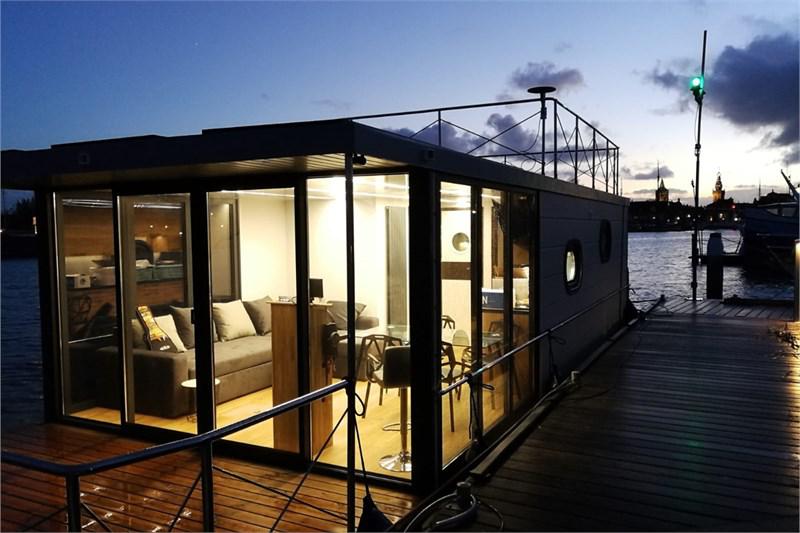 Book yachts online - False - Campi 400 - Bella donna III - rent