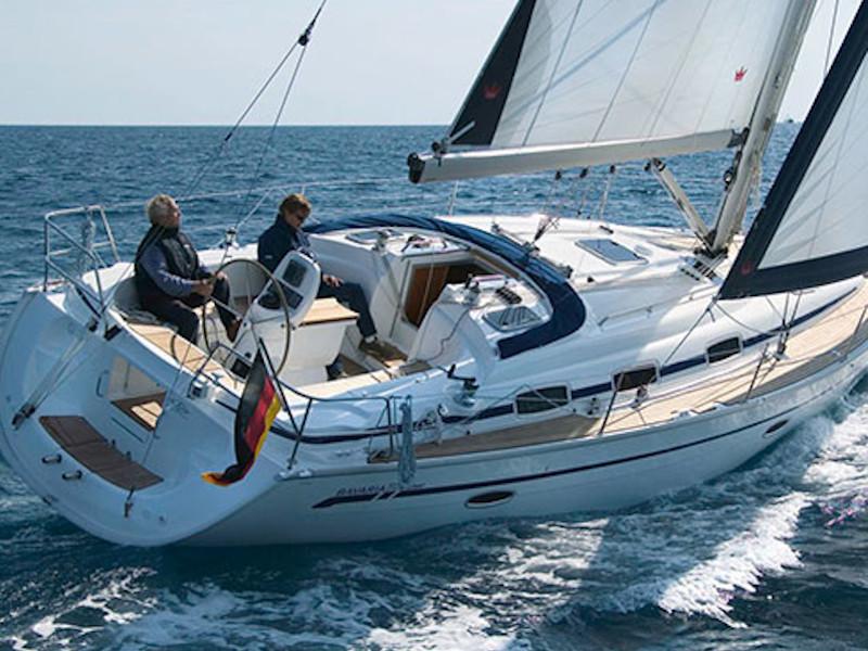 Book yachts online - sailboat - Bavaria 34 Cruiser - Dinosaur - rent
