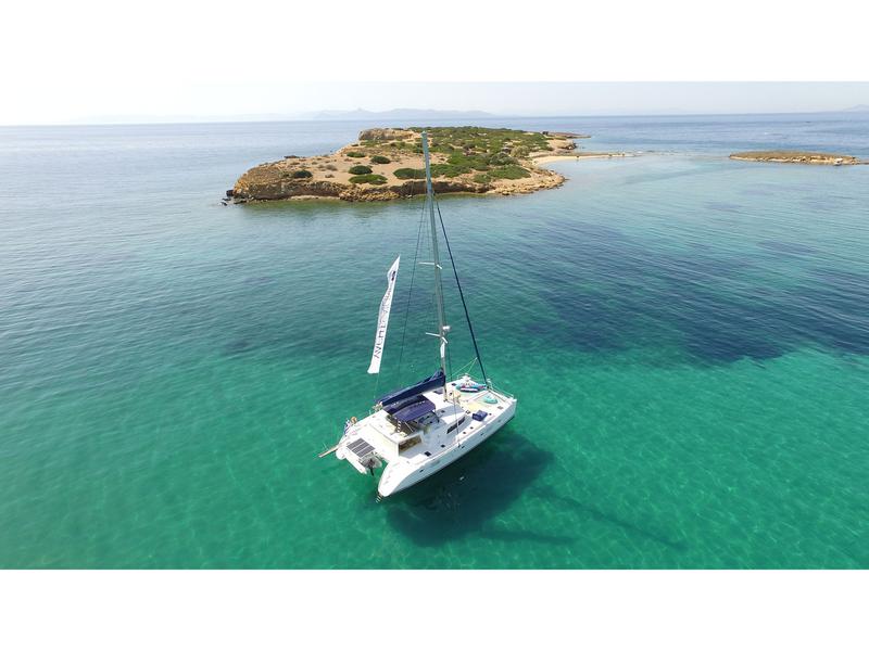 Book yachts online - catamaran - Lagoon 500 - Casino Royale - (A/C - Generator - Refit 2021) - rent