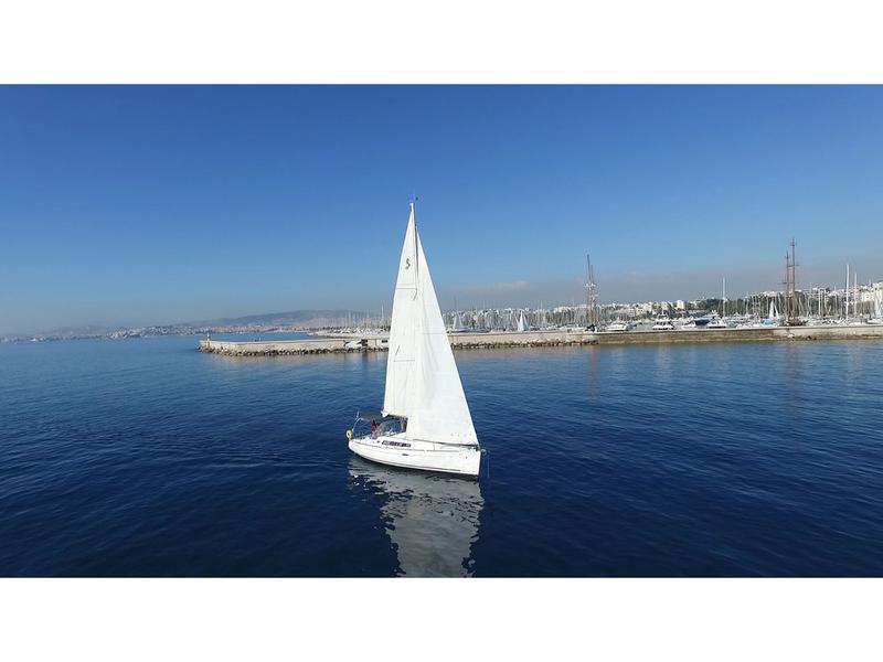 Book yachts online - sailboat - Oceanis 37 - Genie - Refit 2021 - rent