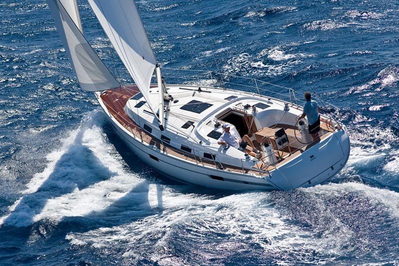 Book yachts online - sailboat - Bavaria 40 BT '13 - Buga - rent