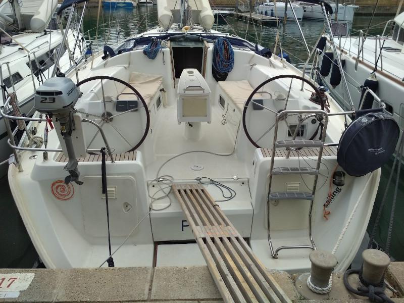 Book yachts online - sailboat - Beneteau Cyclades 43.3 - Pucci - rent