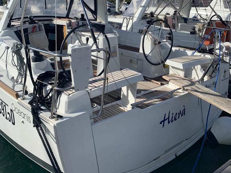 Book yachts online - sailboat - Oceanis 35.1 (6+2) - Hierà - rent