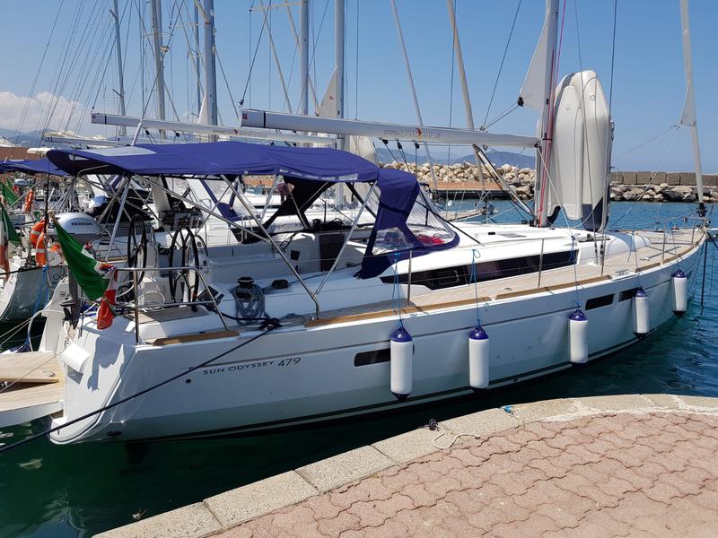 Book yachts online - sailboat - Sun Odyssey 479 - Chandra - Standard line - rent