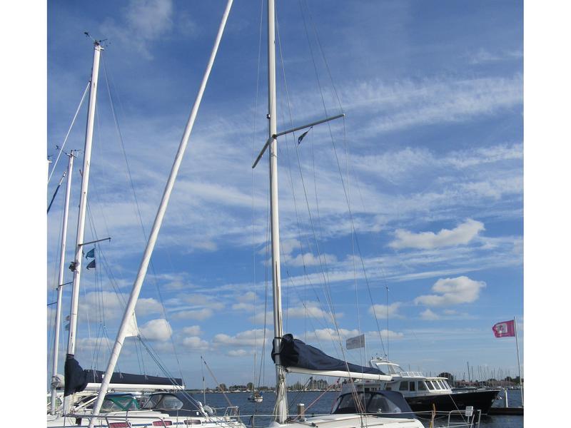 Book yachts online - sailboat - Sun Odyssey 32 - Mahalo - rent