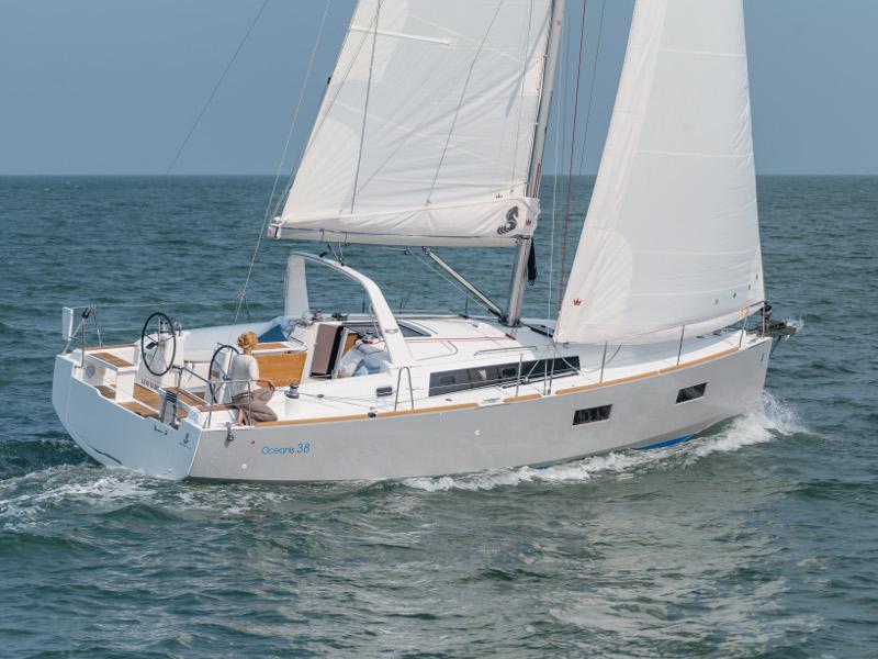 Book yachts online - sailboat - Oceanis 38 - ONE - rent