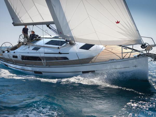 Book yachts online - sailboat - Bavaria Cruiser 37 - SUN COURSE - rent