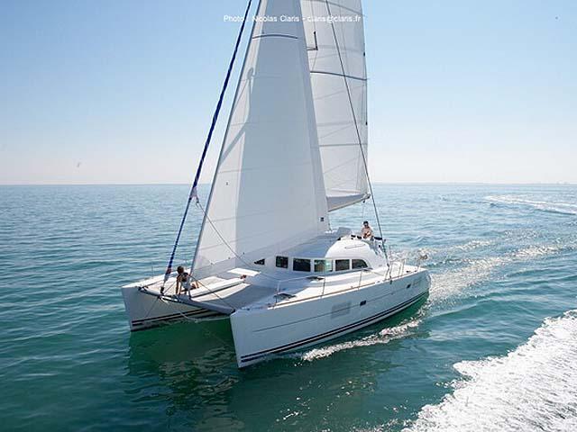 Book yachts online - catamaran - Lagoon 380 S2 - Lagoon 380S2 - rent