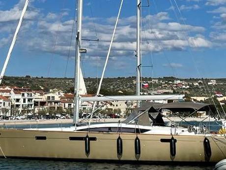 Book yachts online - sailboat - Jeanneau 57 - CHAMPAGNE - rent