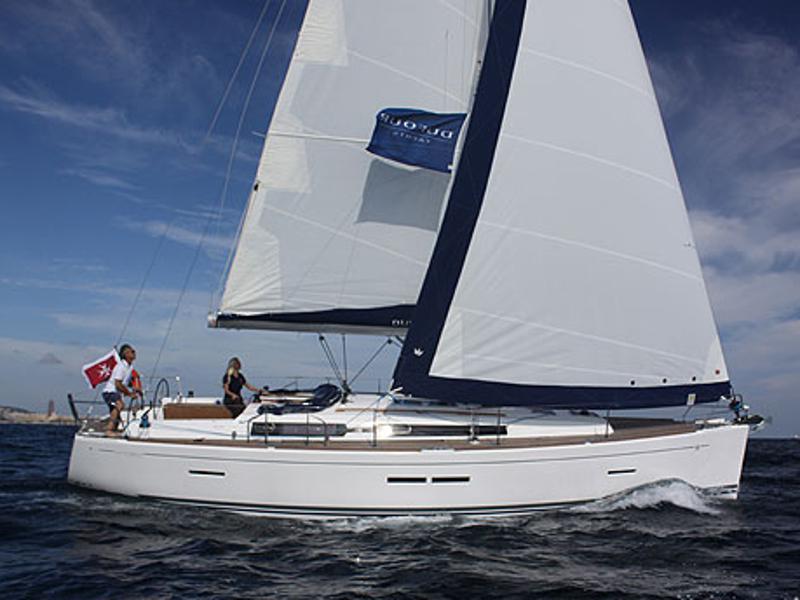 Book yachts online - sailboat - Dufour 405 - EC-  405-13-F - rent