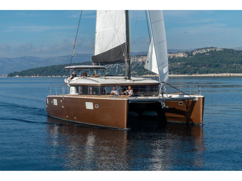 Book yachts online - catamaran - Lagoon 450 Sport LUX - PRINCESS SOFIA - rent