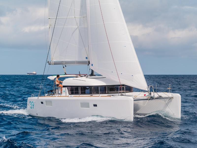 Book yachts online - catamaran - Lagoon 39 - Cat - rent
