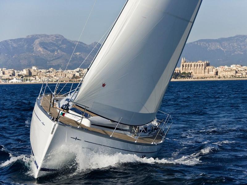 Book yachts online - sailboat - Bavaria 38 - Ifigenia - rent