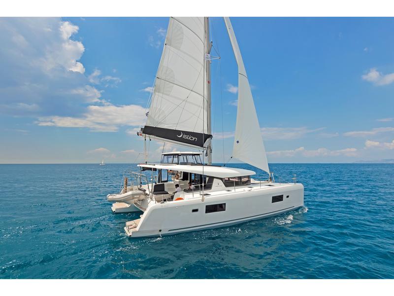 Book yachts online - catamaran - Lagoon 42 A/C &amp; GEN. - DEJA VU - rent