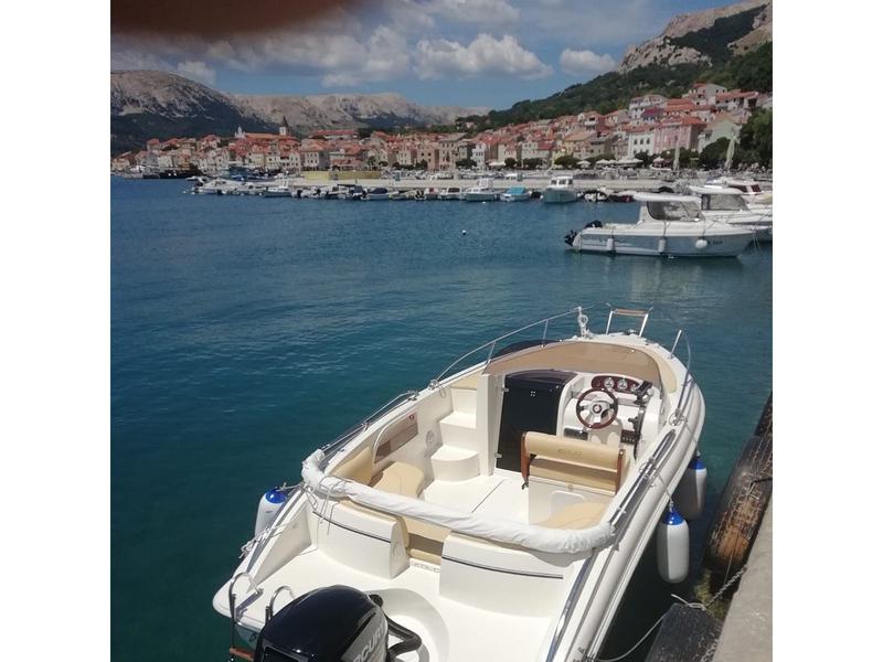 Book yachts online - motorboat - Eolo 590 Day - no name - rent