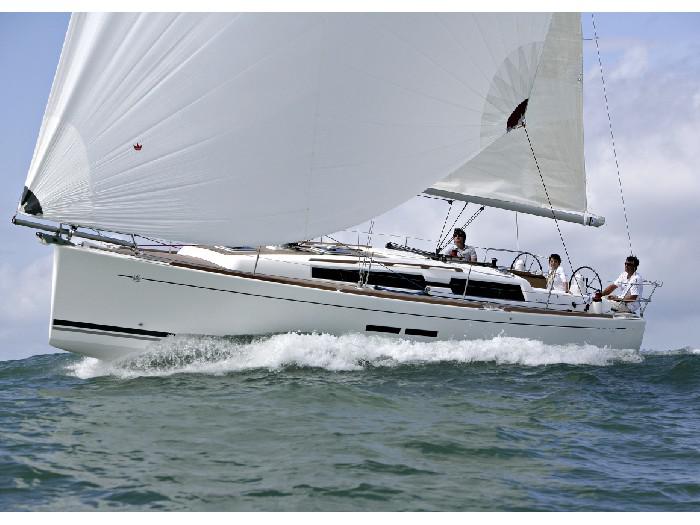 Book yachts online - sailboat - Dufour 375 - Lilly III  - rent