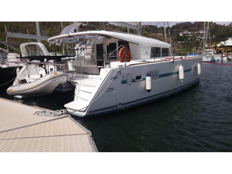 Book yachts online - catamaran - Lagoon 400 S2 - Saphir - rent