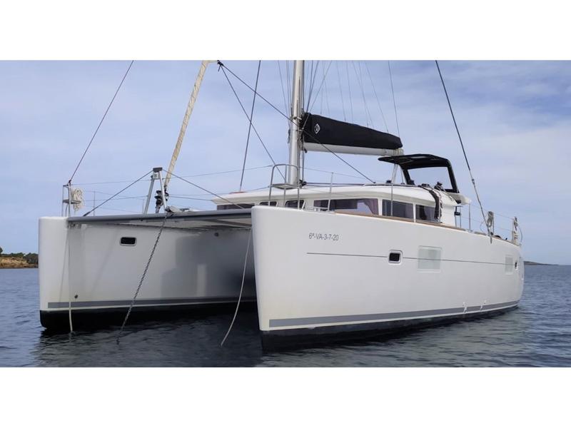 Book yachts online - catamaran - Lagoon 400 s2 - MIRANDA - rent