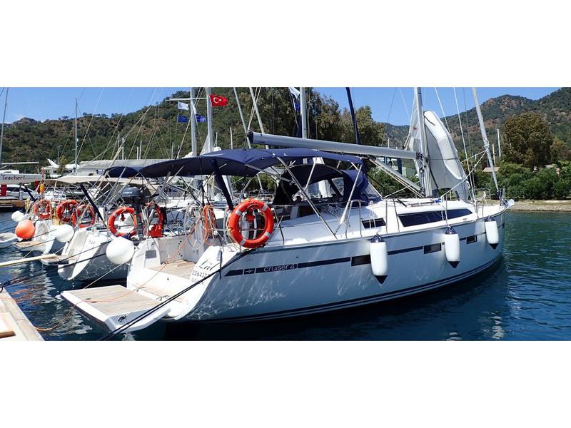 Book yachts online - sailboat - Bavaria Cruiser 41 - Lal - rent