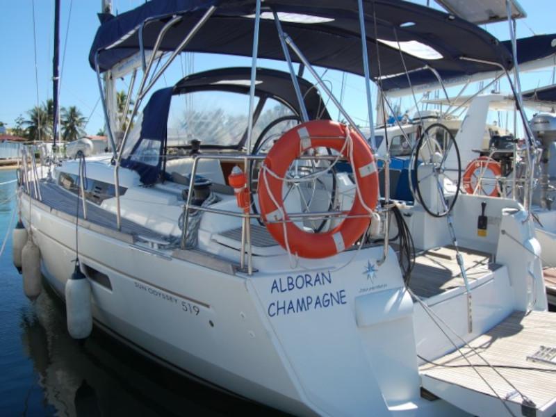 Book yachts online - sailboat - Sun Odyssey 519 - Alboran Champagne (Radazul) - rent