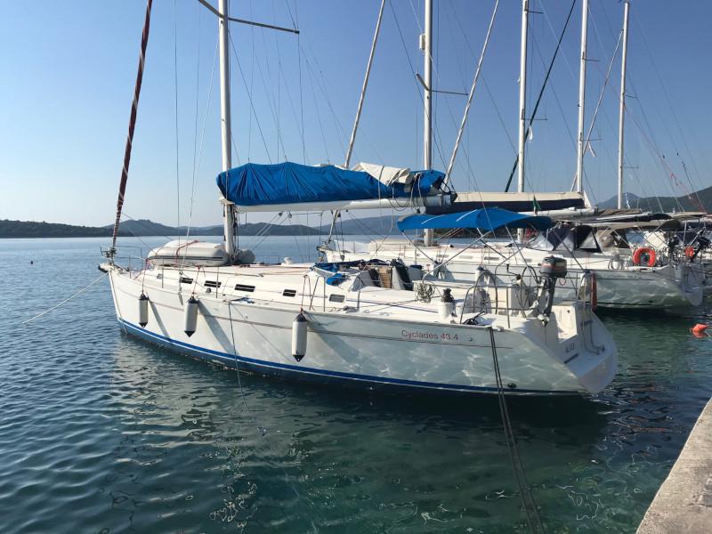 Book yachts online - sailboat - BENETEAU  Cyclades 43.4 2008/REFIT 2019 - RUBY  - rent