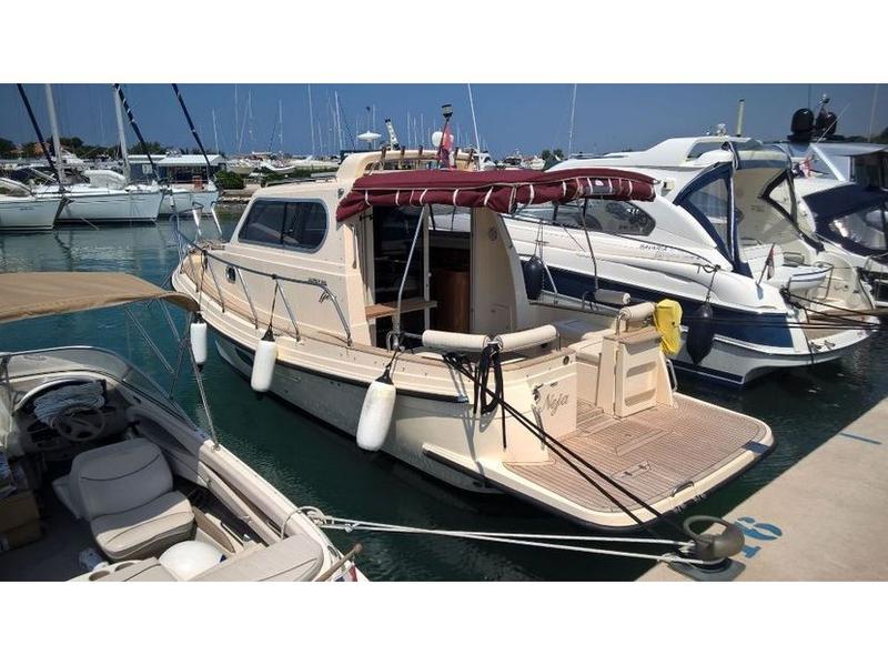 Book yachts online - motorboat - Damor 980 - Neja - rent