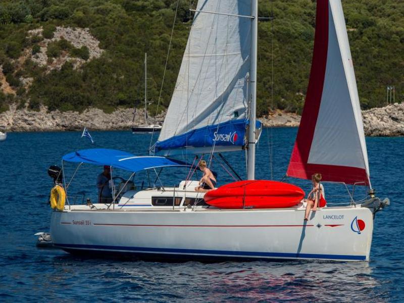 Book yachts online - sailboat - Sunsail 33i -  - rent