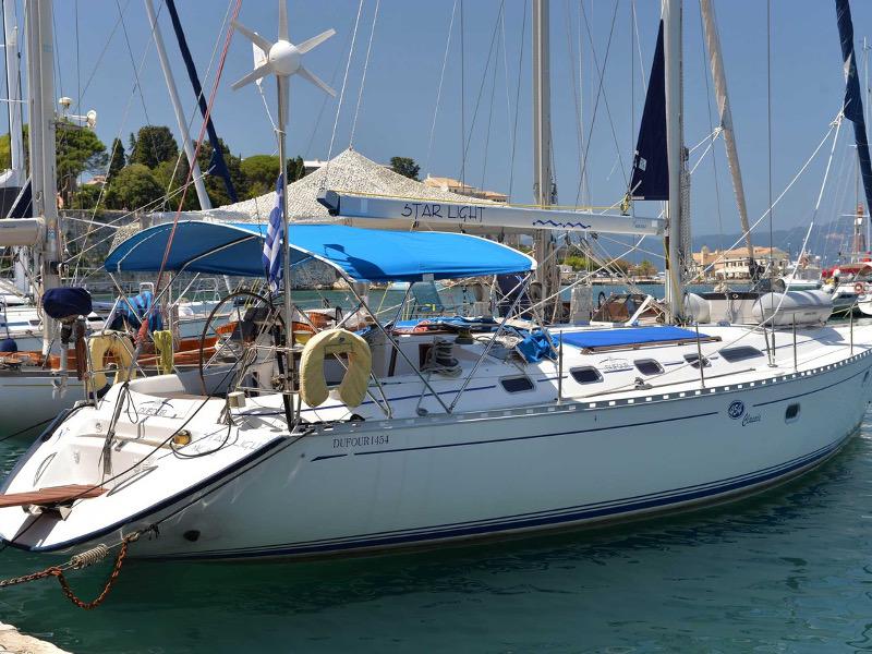 Book yachts online - sailboat - Dufour 454 Classic - Star Light - rent