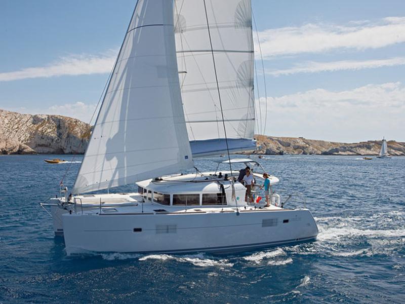 Book yachts online - catamaran - Lagoon 400 S2 - Lag400s201 - rent