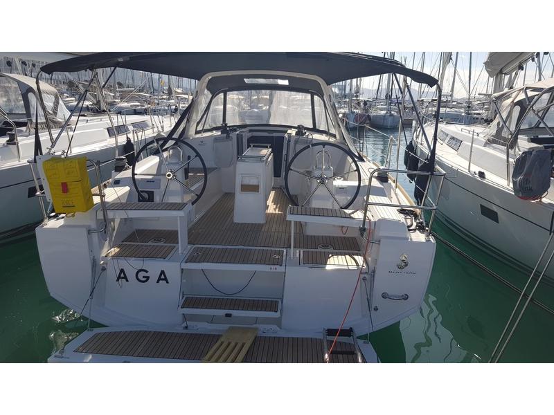 Book yachts online - sailboat - Oceanis 38.1 - Aga - rent