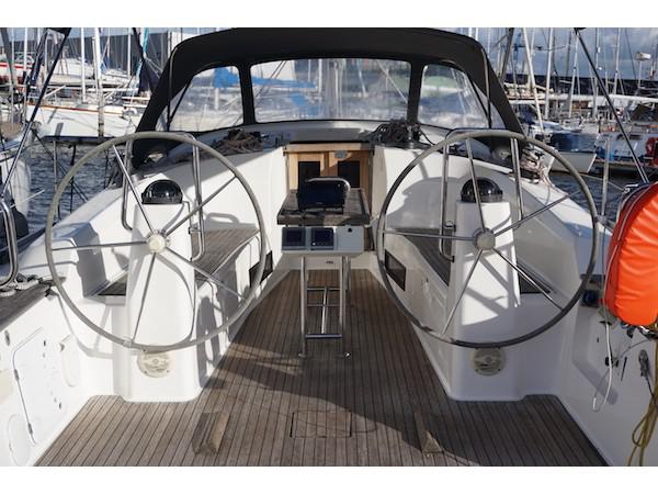Book yachts online - sailboat - Bavaria Cruiser 40 - Tinkerbell - rent